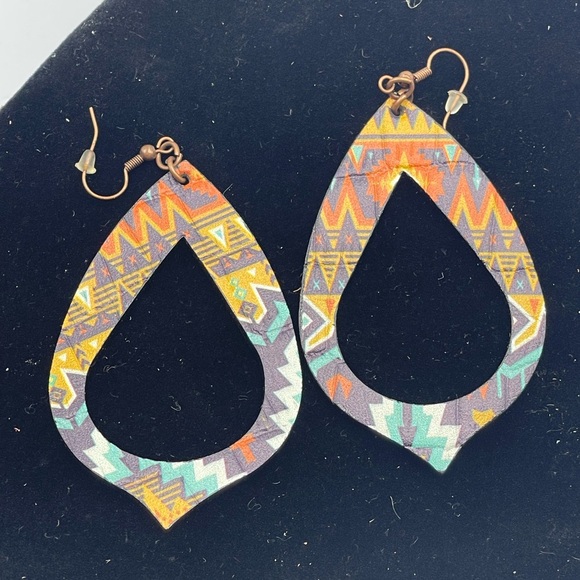 Teardrop Leather Earrings with Southwestern Design - Picture 1 of 3